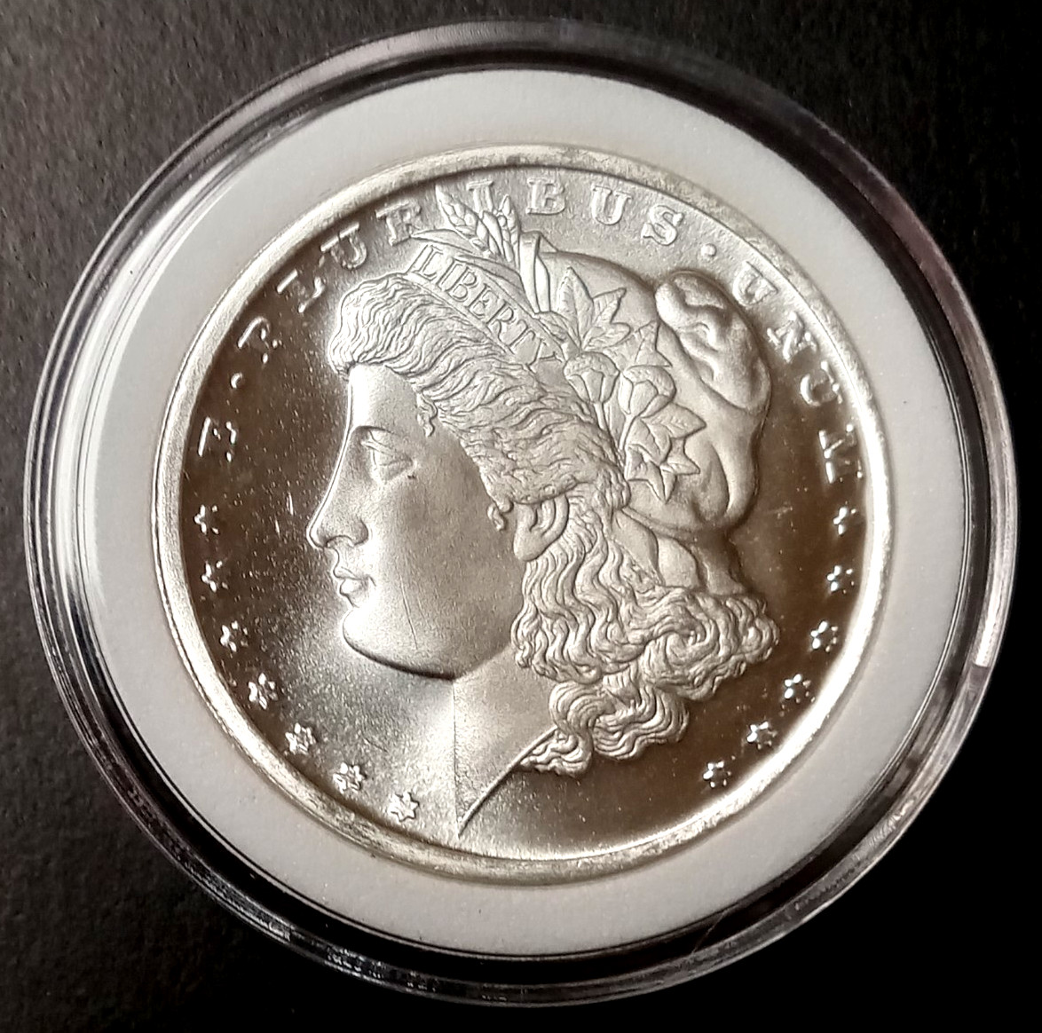 Morgan 1 One .999 Fine Silver Round 1 Troy Oz Eagle in Capsule UNC Uncirculated