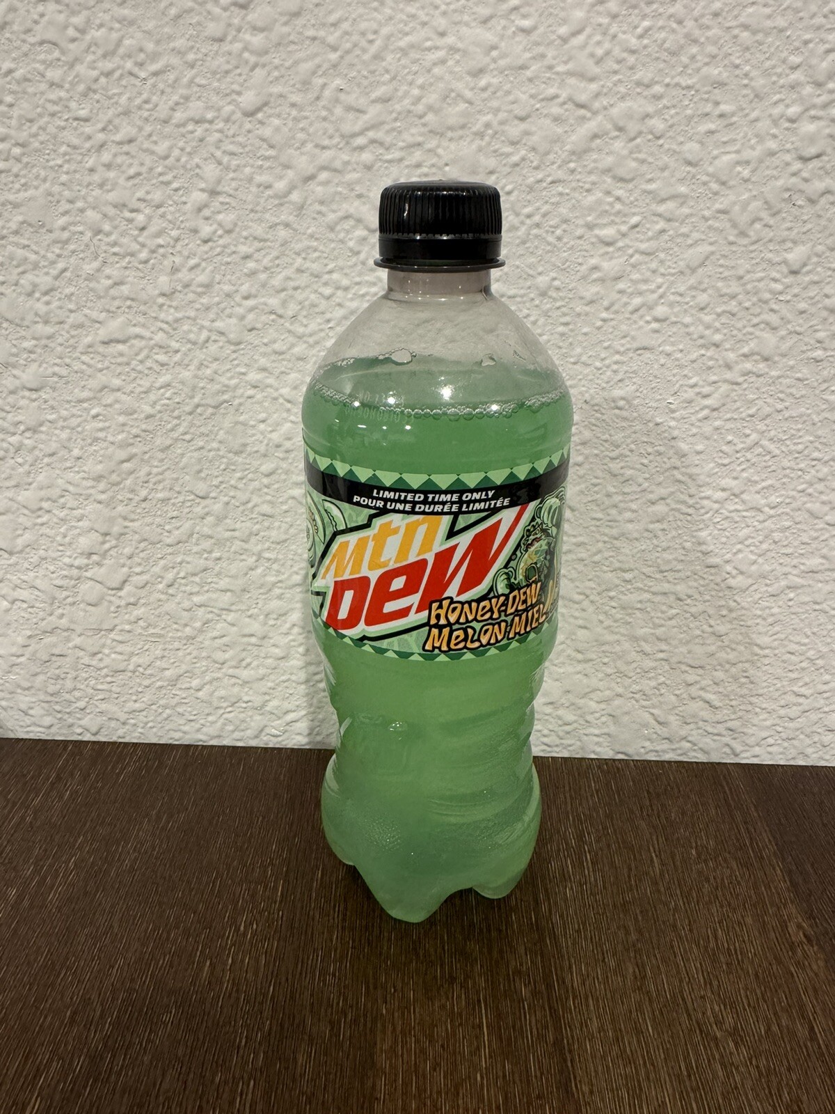 Mountain Dew Honey Dew 20oz Bottle Discontinued Flavor Canada 🇨🇦 (2023)