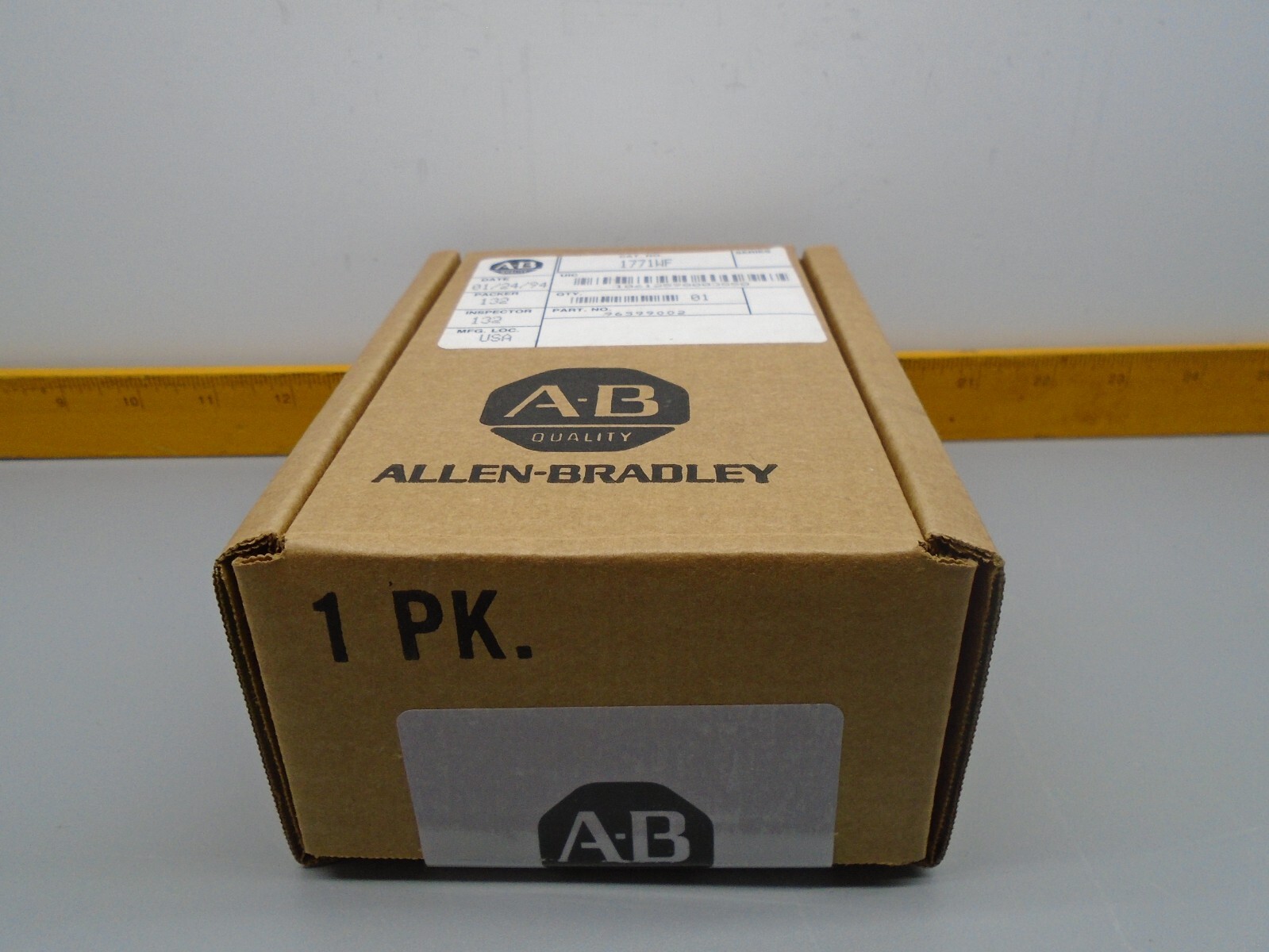 New old Stock Allen Bradley 1771-WF  PLC 5 terminal strip 1771WF  W21