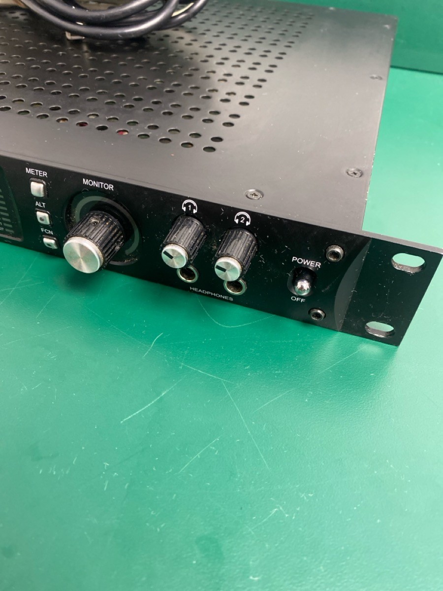 Universal Audio Apollo 8p Audio Interface, Black, Thunderbolt 2 (EZ5002483)