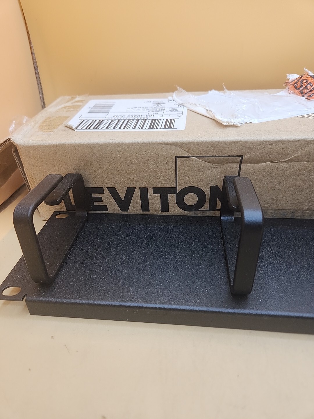 Leviton 113-49253-2cm Horizontal Patch Cord Organizer New