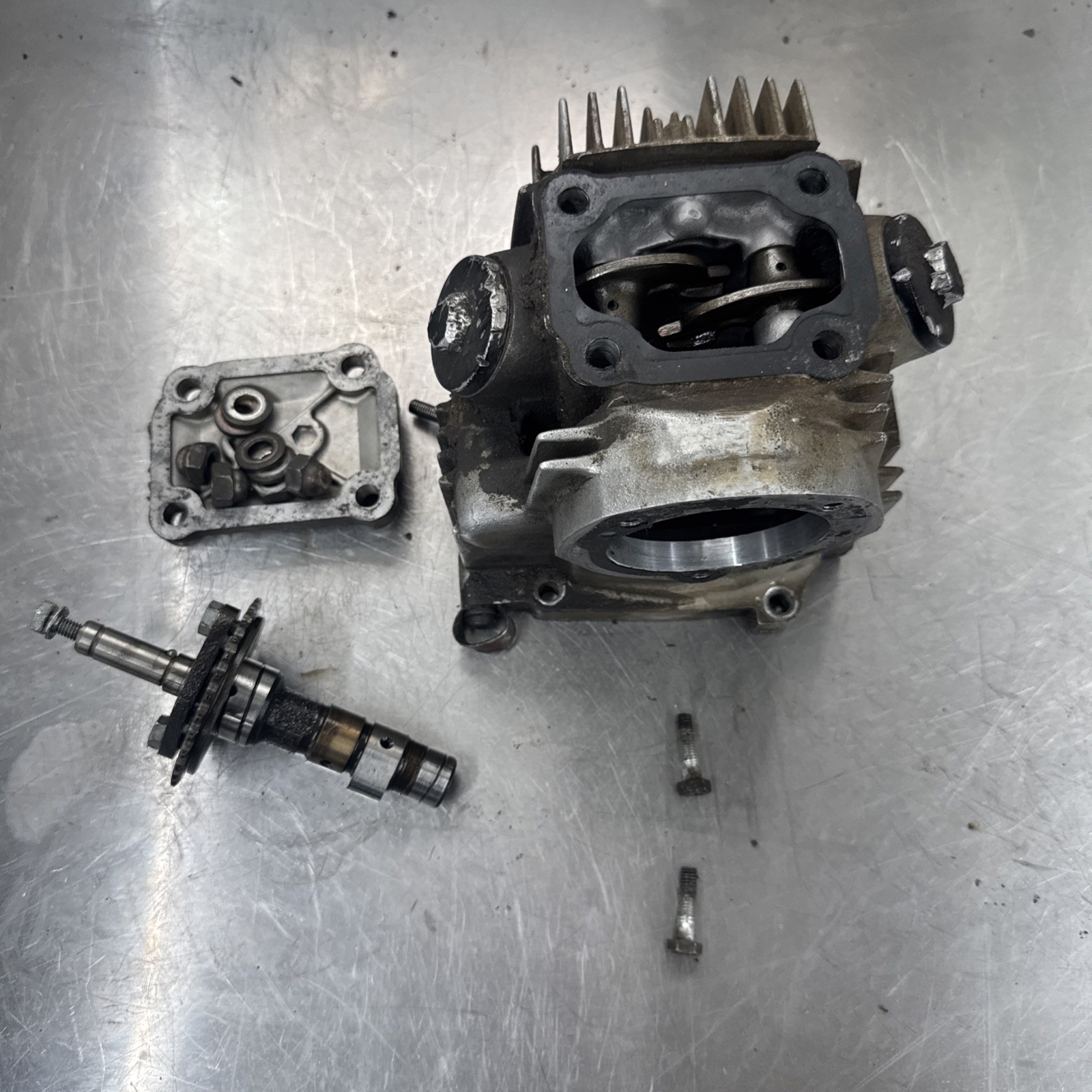 1982 HONDA CT110 OEM CYLINDER HEAD ASSEMBLY COMPLETE