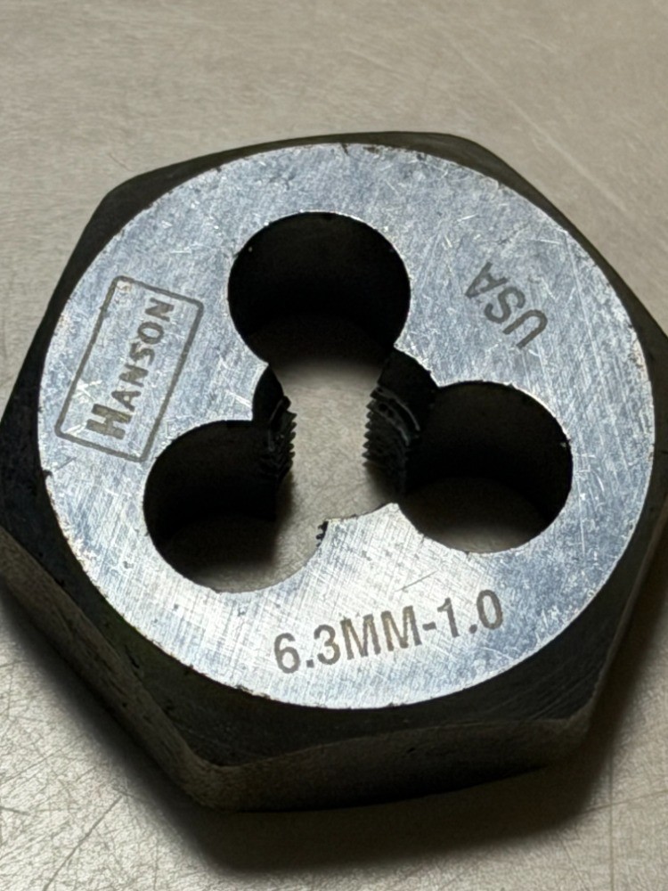 Irwin Hanson M6.3 X 1.0 Metric 1" Hex Carbon Steel Re-Thread Die 6.3MM ( 6629 )
