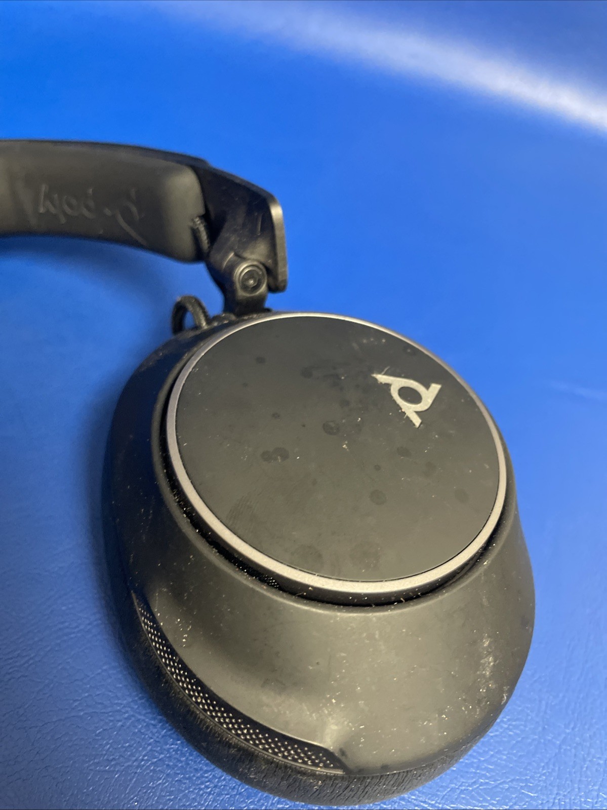 USED Poly Voyager Surround 85 UC Wireless Headset - USB Adapter Not Included