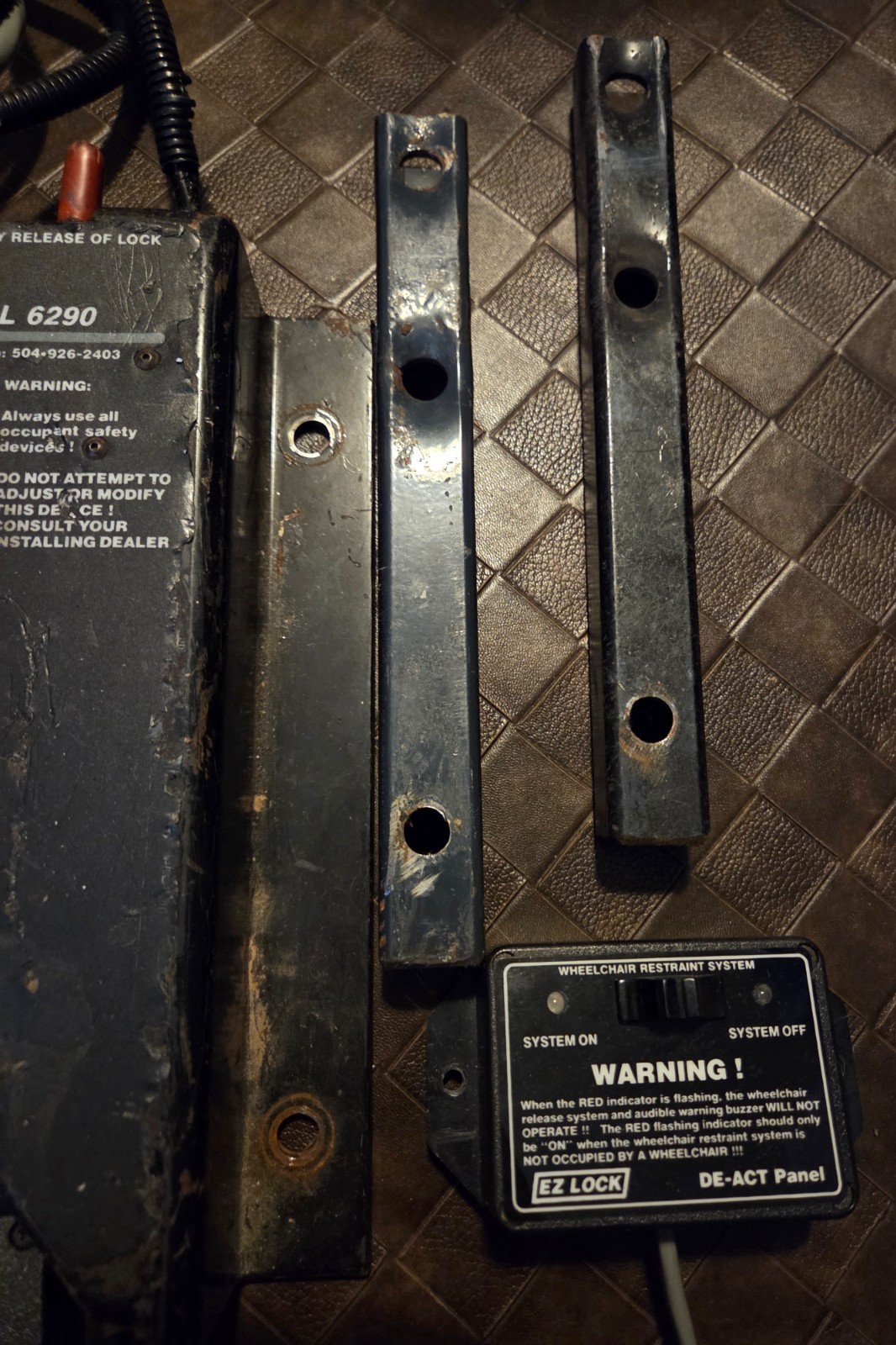 EZ Lock 6290 Wheelchair Restraint System