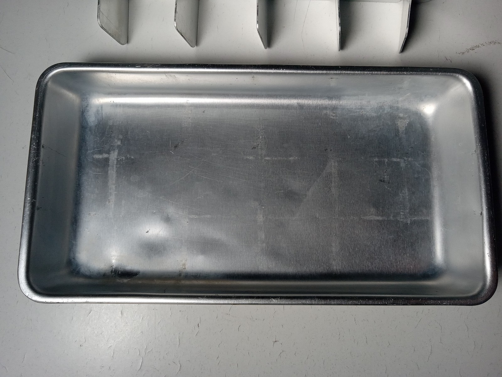 Vintage Aluminum Unbranded Ice Tray 18 Cube Freezer Quick Release