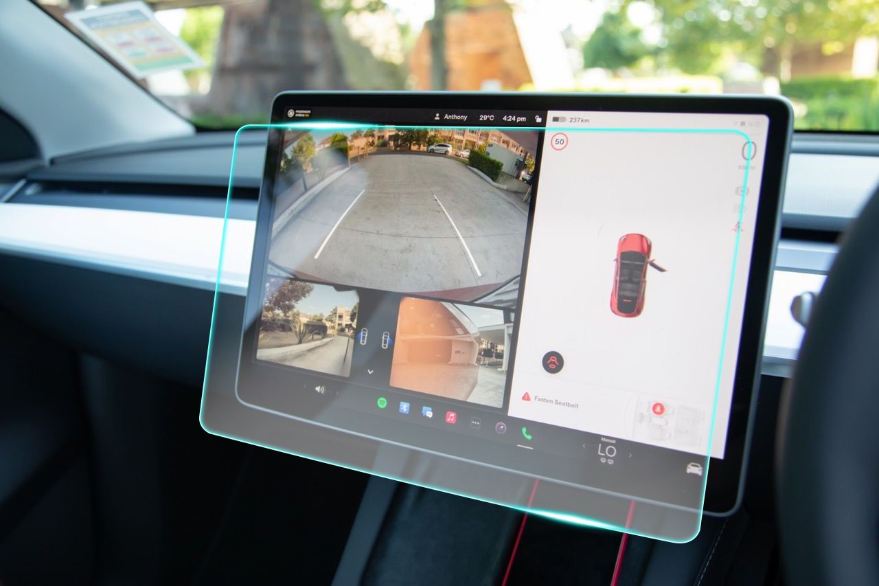 Crystal Clear Screen Protector for 2021 Tesla Model YVehicle Navigation