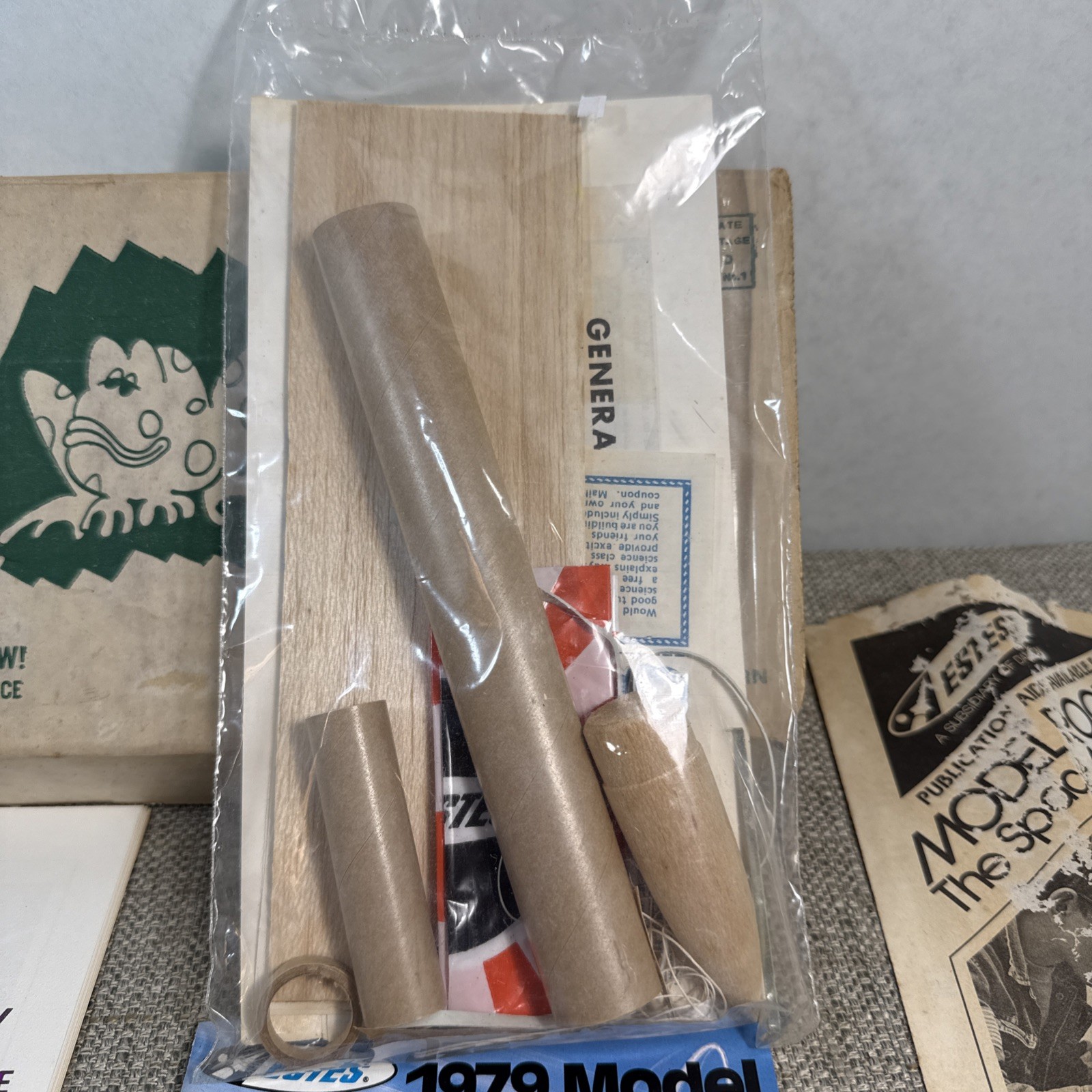 Vintage ESTES Astron ALPHA Sealed Rocket, with 1979 Catalog, Teaching Aide more!