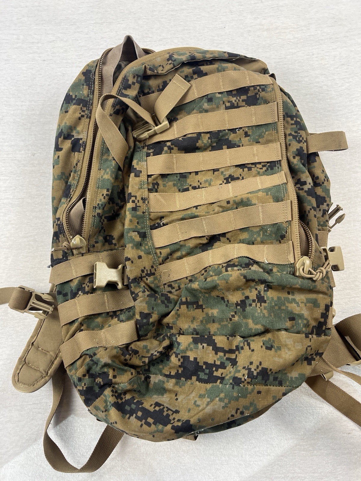 USMC APB03 Assault Pack MARPAT Coyote Backpack Arc’teryx —3 AVAILABLE