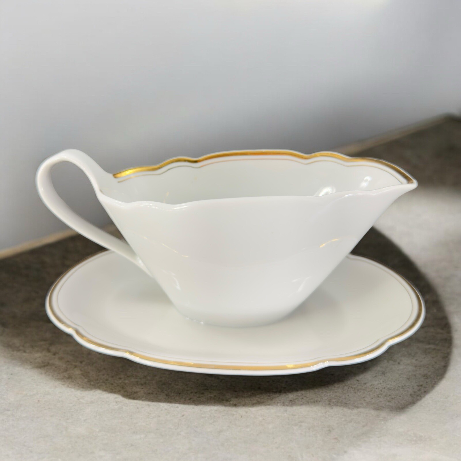 Vintage Qualitats Feston Kahla Fine Porcelain Gravy Boat Attached Under Plate