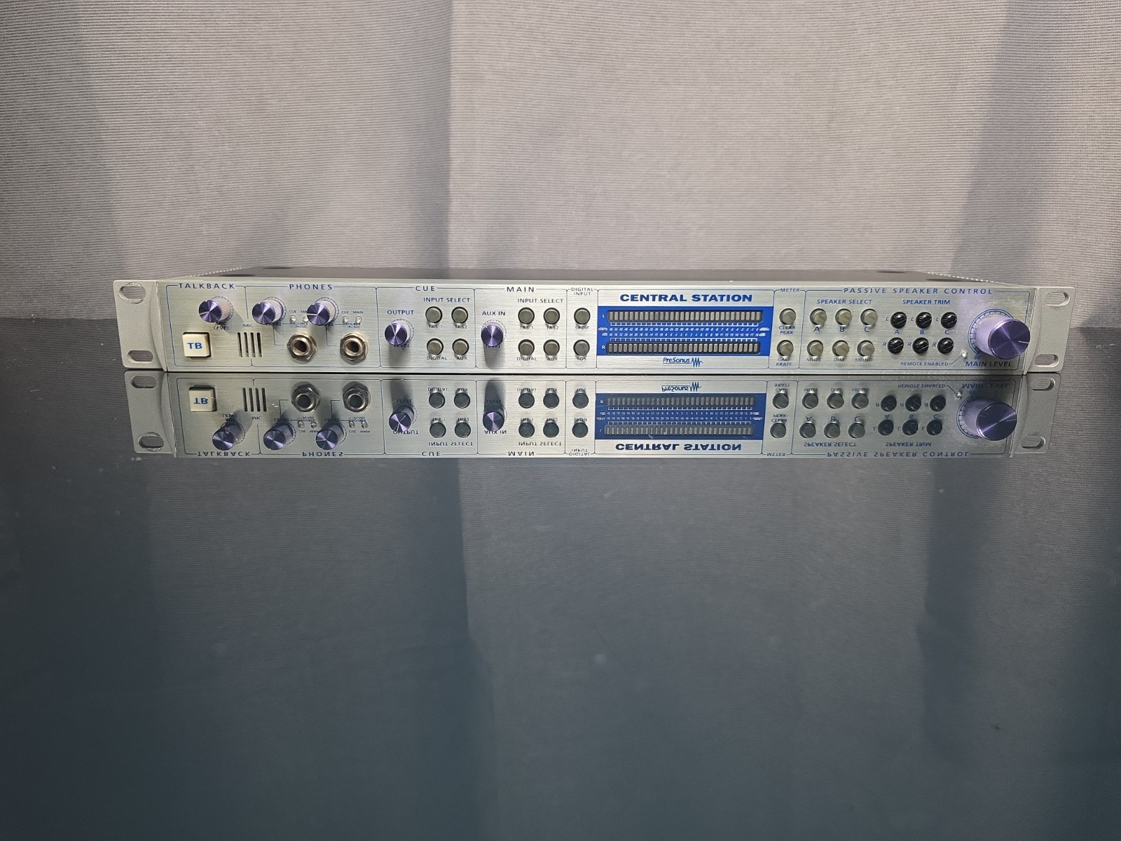 PreSonus Central Station No Power Supply
