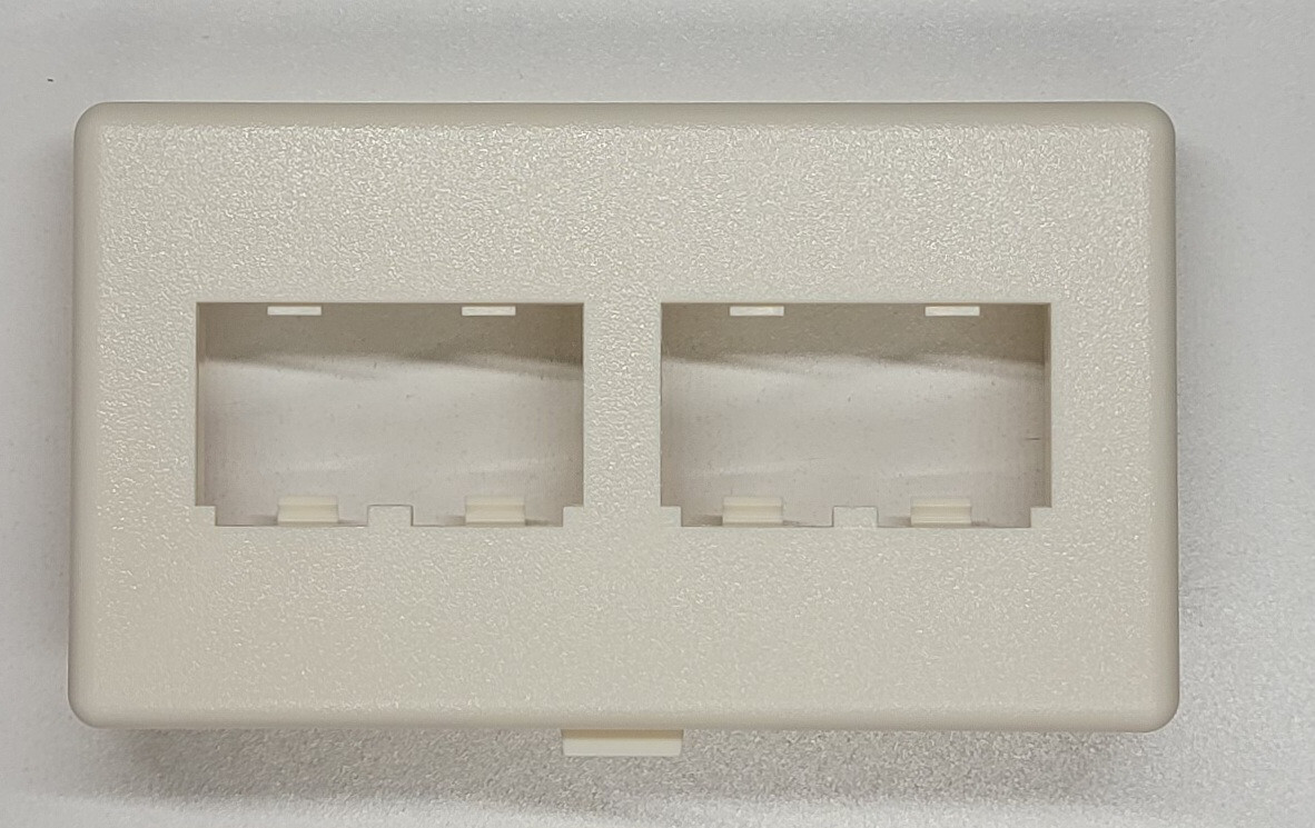 Panduit CFFPHM4 IW Mini-Com Furniture Faceplate 4 Position Ivory White NOS
