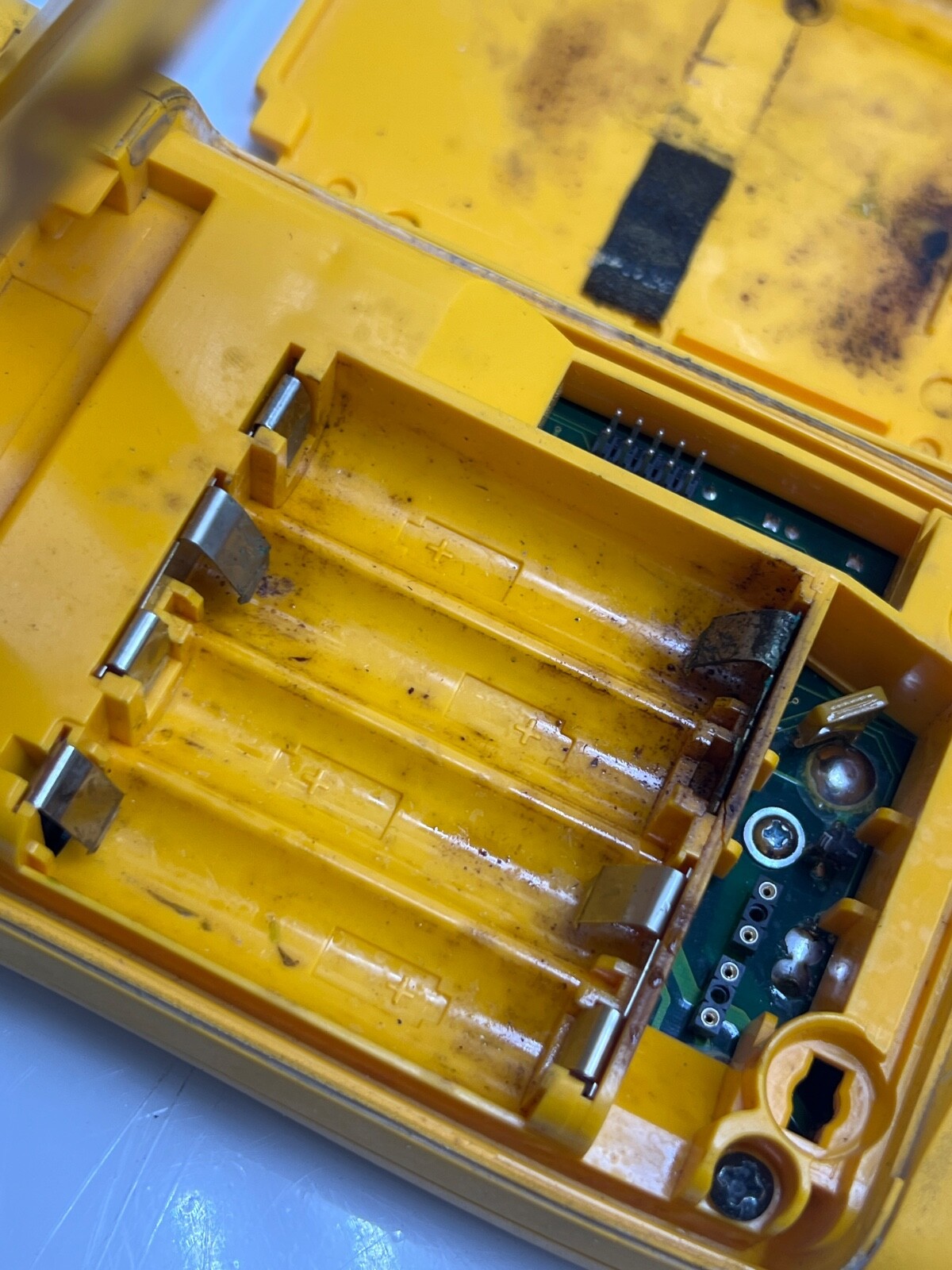Fluke 725 Multifunction Process Calibrator (FOR PARTS)