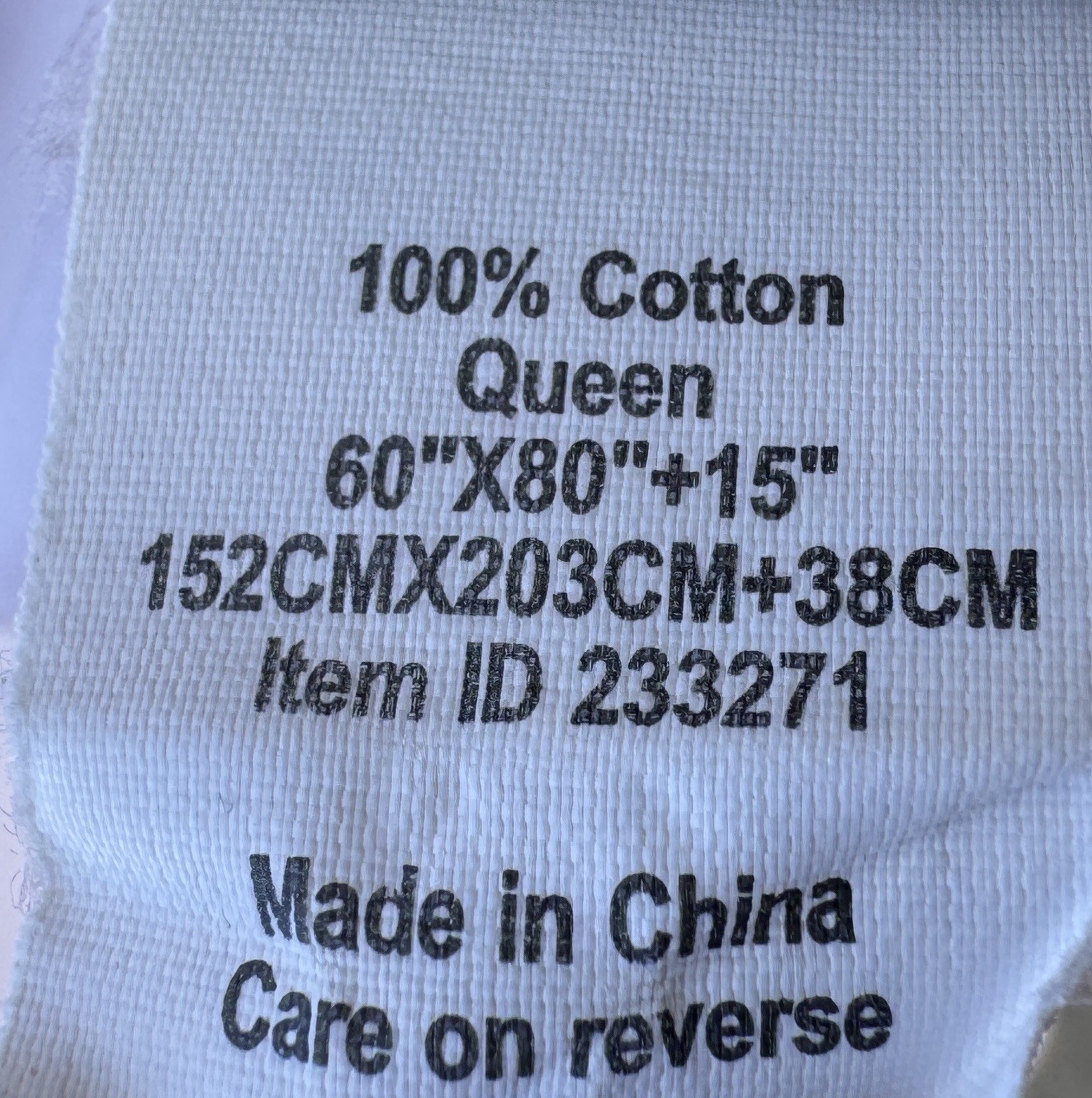 L.L.Bean Queen Fitted Sheet 100% Cotton White Solid, 2 Small Stains 60"X80"+15".
