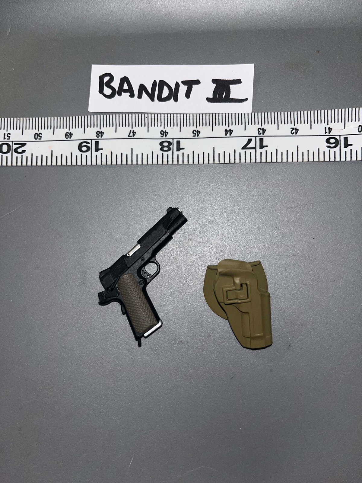 1/6 Scale Modern Pistol and Holster - Bandit Joe 111570