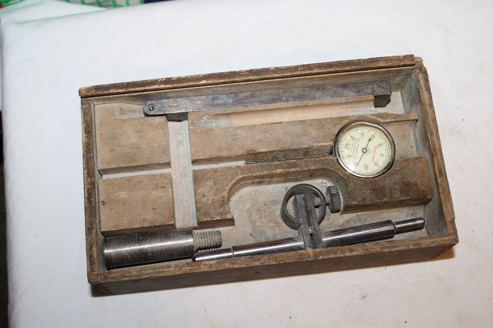 Starrett Jeweled Dial Indicator No. 196 .001” w/ Solid Bar