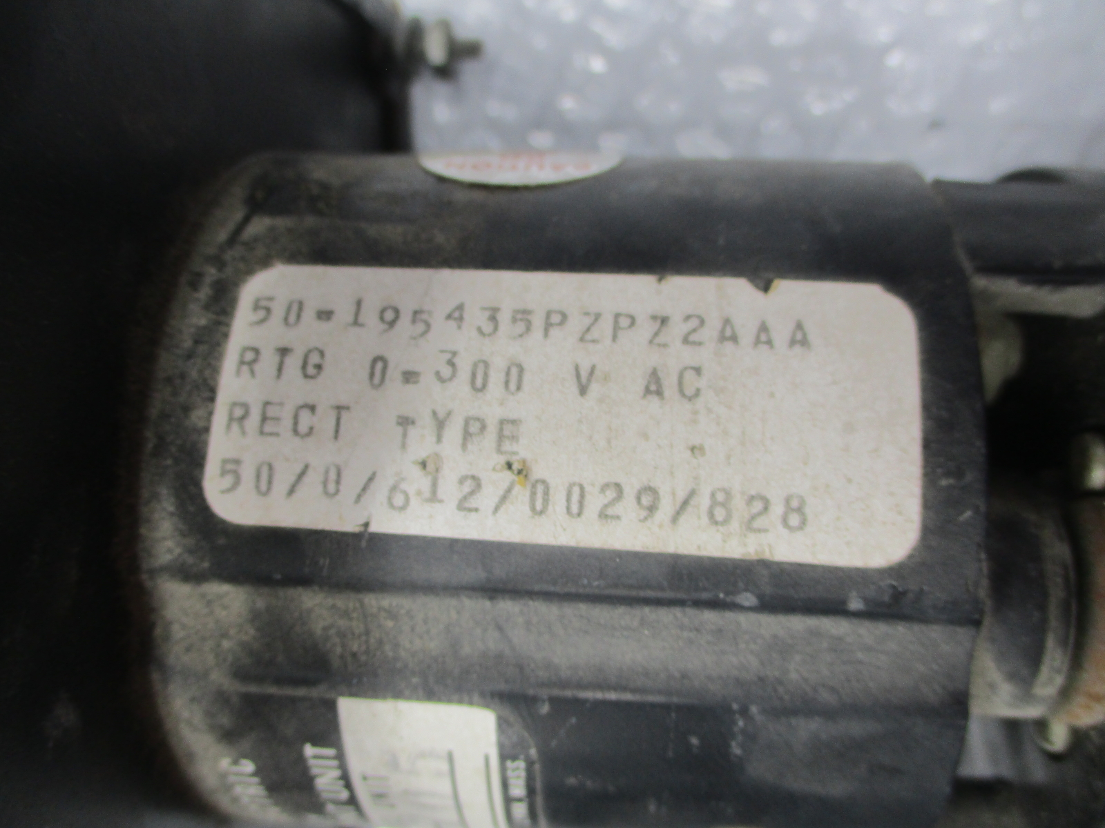 GENERAL ELECTRIC 50-195435PZPZ2AAA PANEL METER 0-300V UNMP