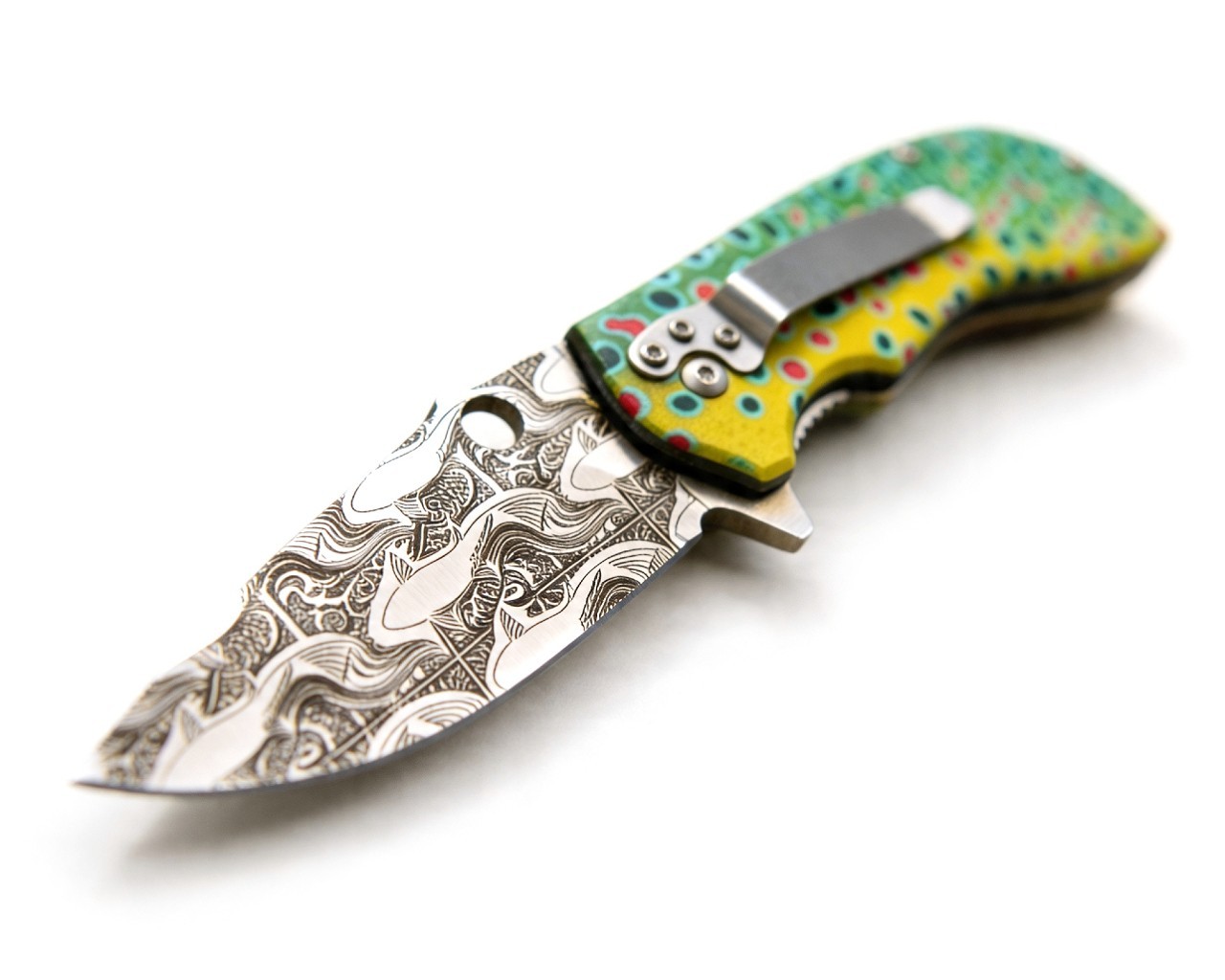 Graywolf TroutBack Folding - Pocket Knife - Damascus‑Etched Trout Edition Blade