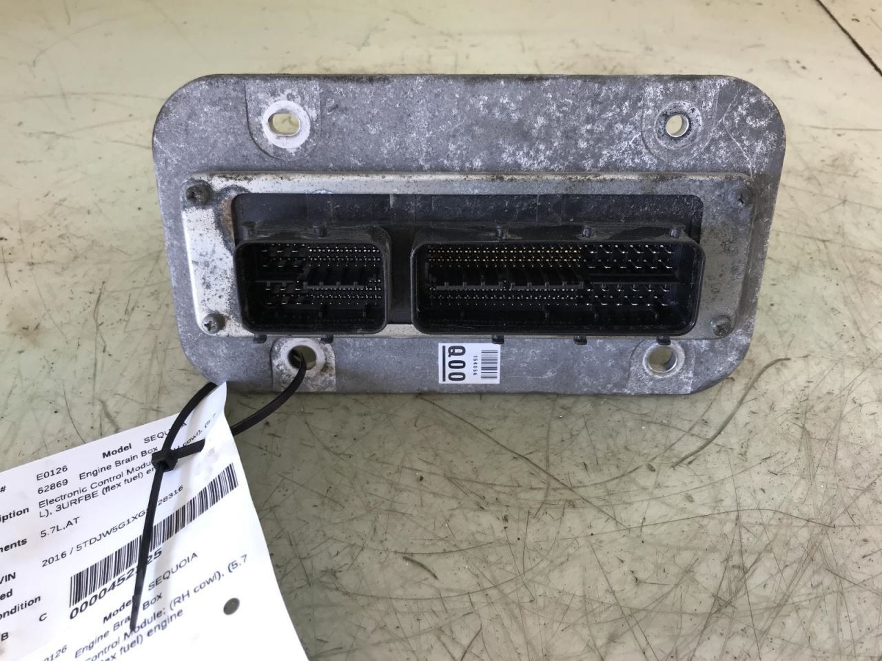 Engine ECM Electronic Control Module Right Hand Cowl Fits 16-17 SEQUOIA 1091468