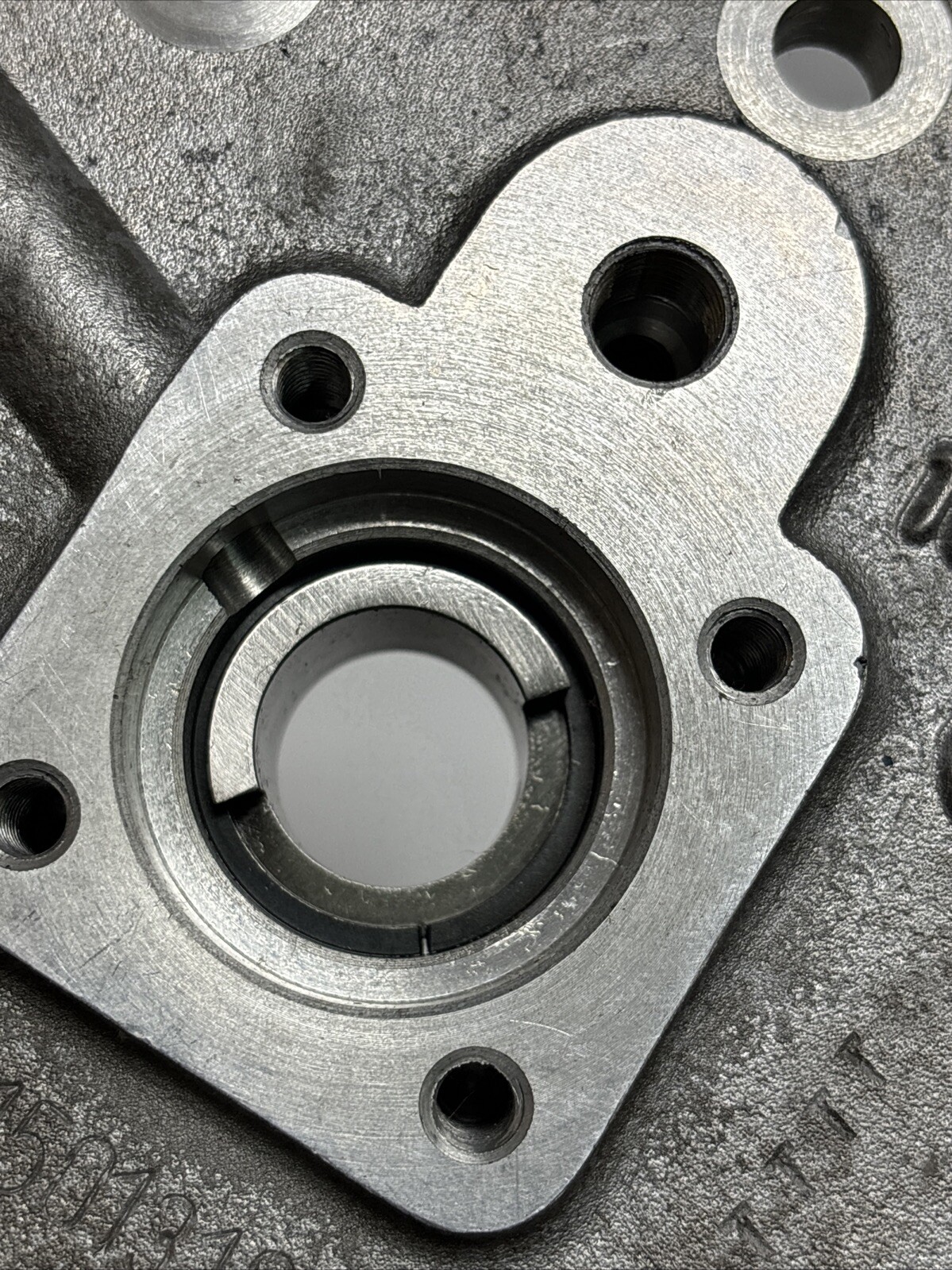 Oil pump for Carlyle refrigeration compressor