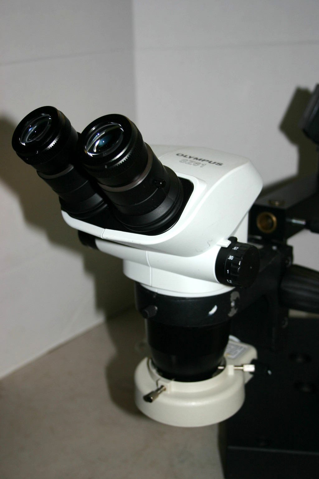 Olympus SZ-61 45d Stereozoom Microscope on Articulating Boom Std 7-45X Ringlight