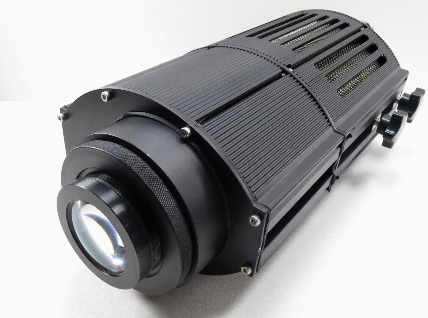 Image Projection iPro200E 200 Watts Projector