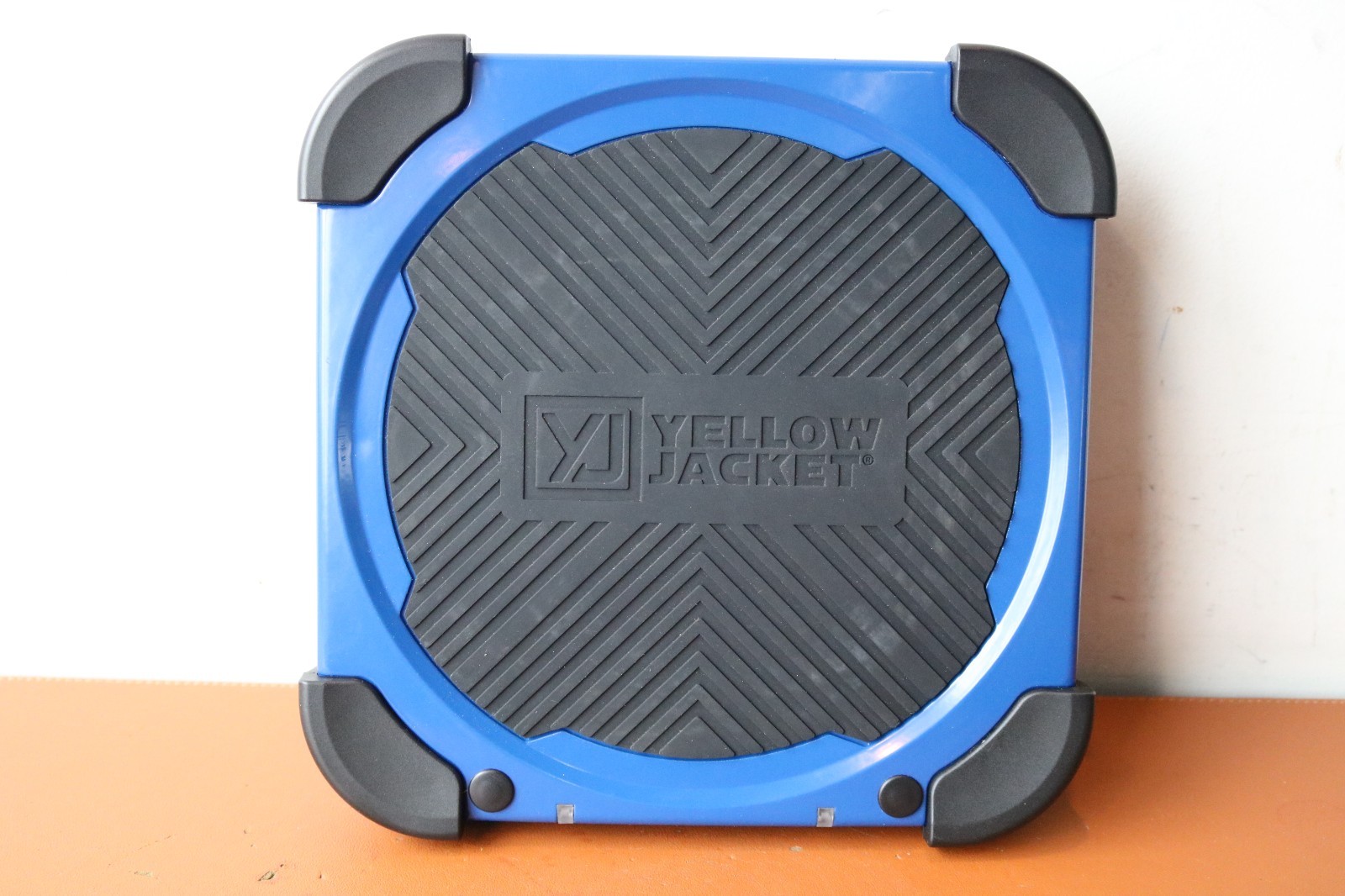 Yellow Jacket 220 Lbs. Electronic Refrigerant Scale 68862