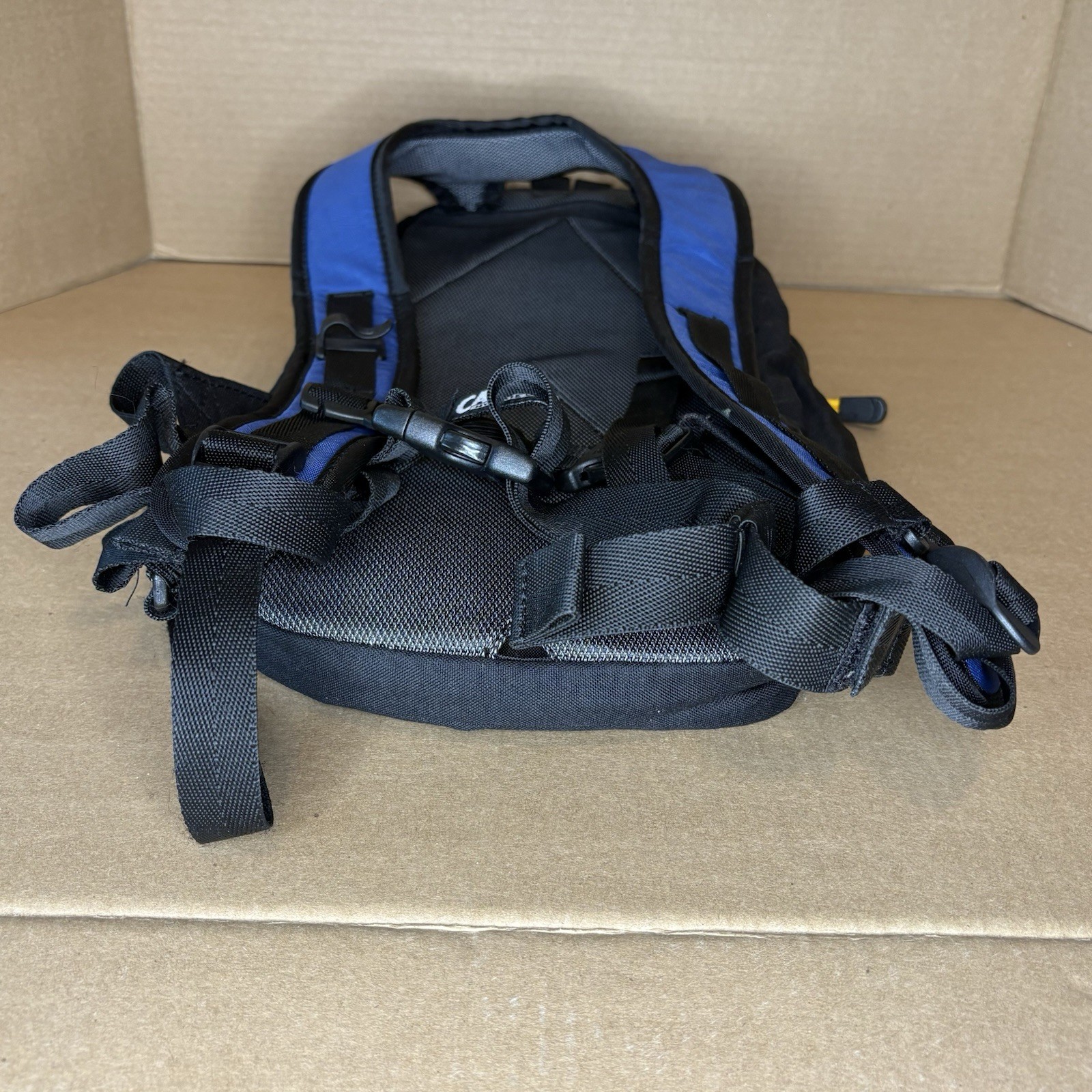 Camelbak Blowfish Hydration Backpack NO Bladder Blue/Black Pre-owned Nice Cond