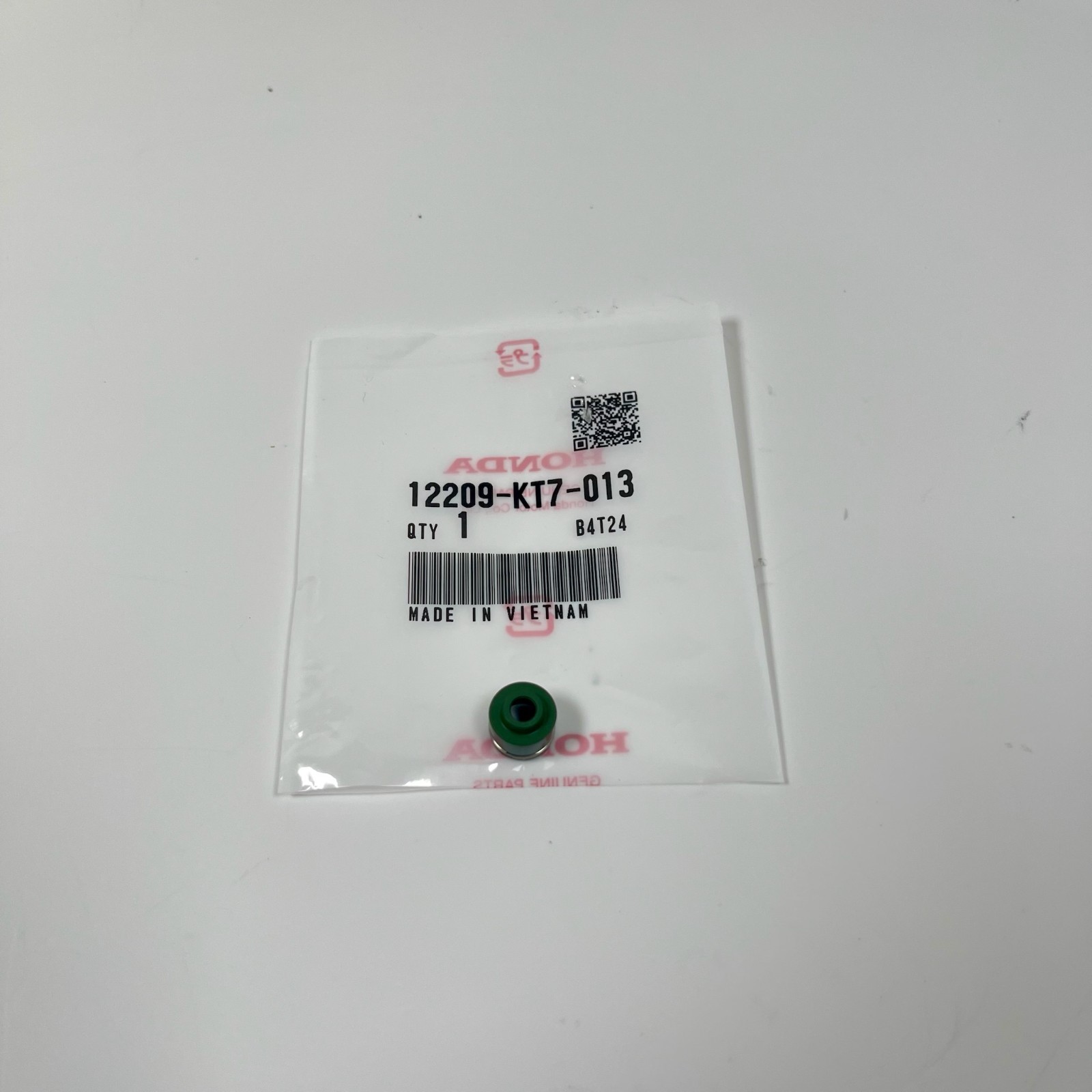 HONDA Valve Stem Seal EU2000i EU2200i GX100RT 12209-KT7-013 Genuine OEM