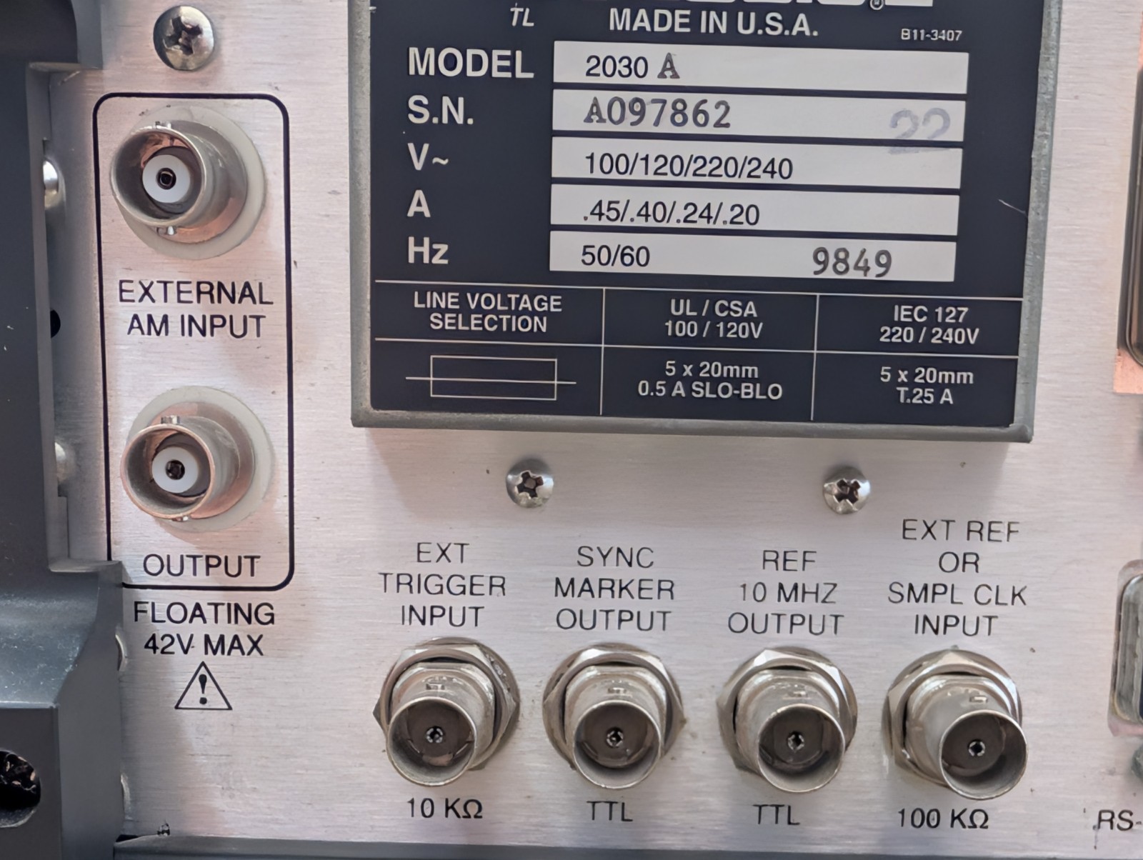Analogic 2030A Arbitrary Waveform/Function Generator 50MS/s, 20 Volts P-P, GPIB