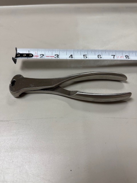 Jarit 275-540 7-1/4in (18.4cm) Bone Cutter, In great used condition fedex ship