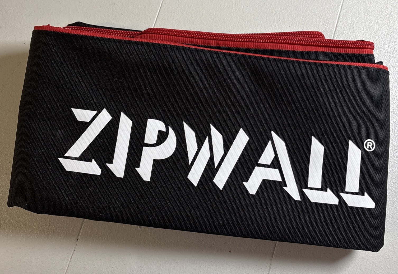 ZipWall ZipPole Carry Bag 6 Feet Long - Black and Red