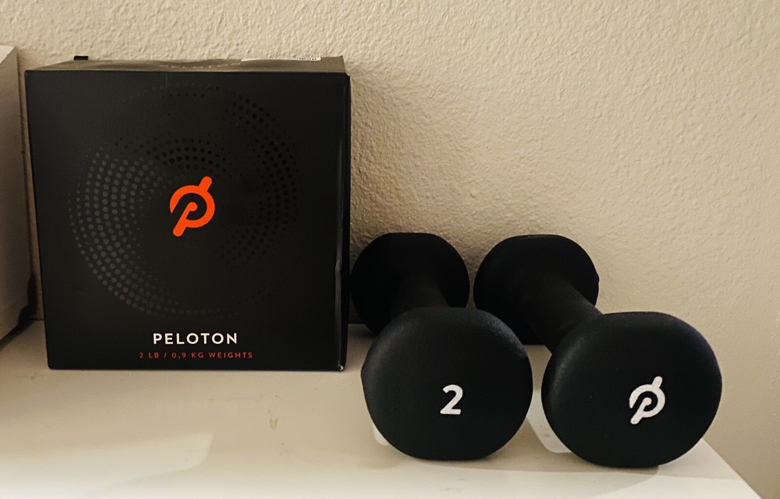 NEW - PELOTON 2lb Dumbbell Free Weights Set of 2 Black