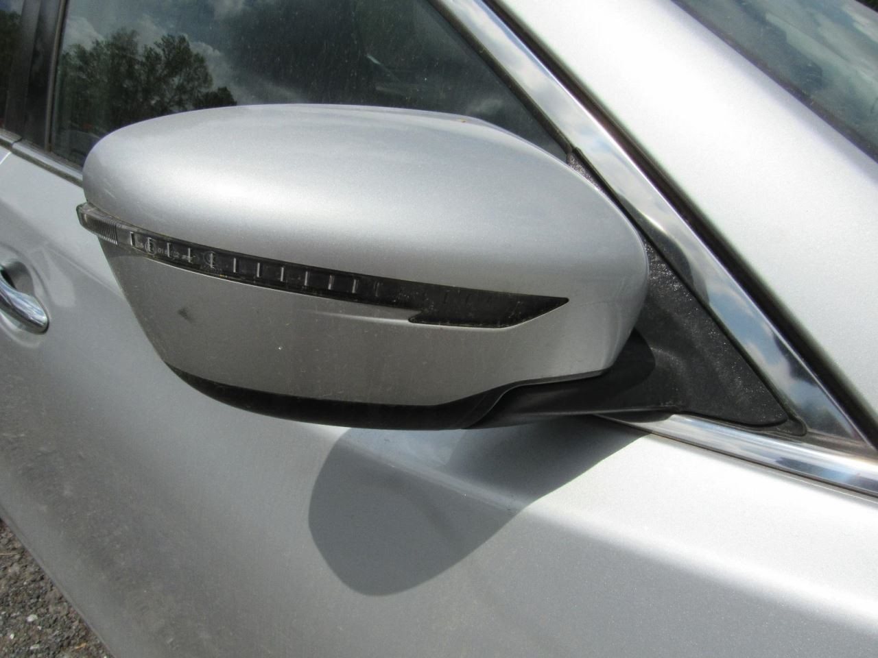ROGUE 2016 Glove Box 1045674