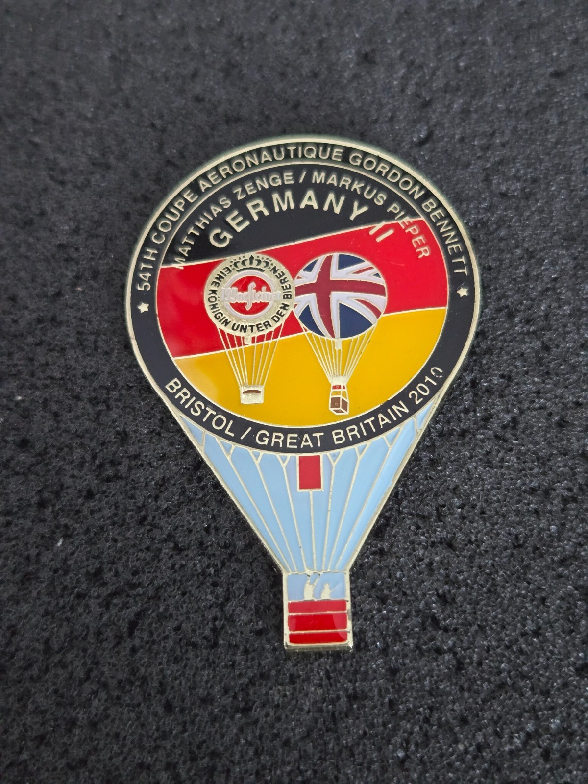 Gordon Bennett - Bristol / GB 2010 ➔ WARSTEINER Balloon Pin ➔ From Collection * 23654