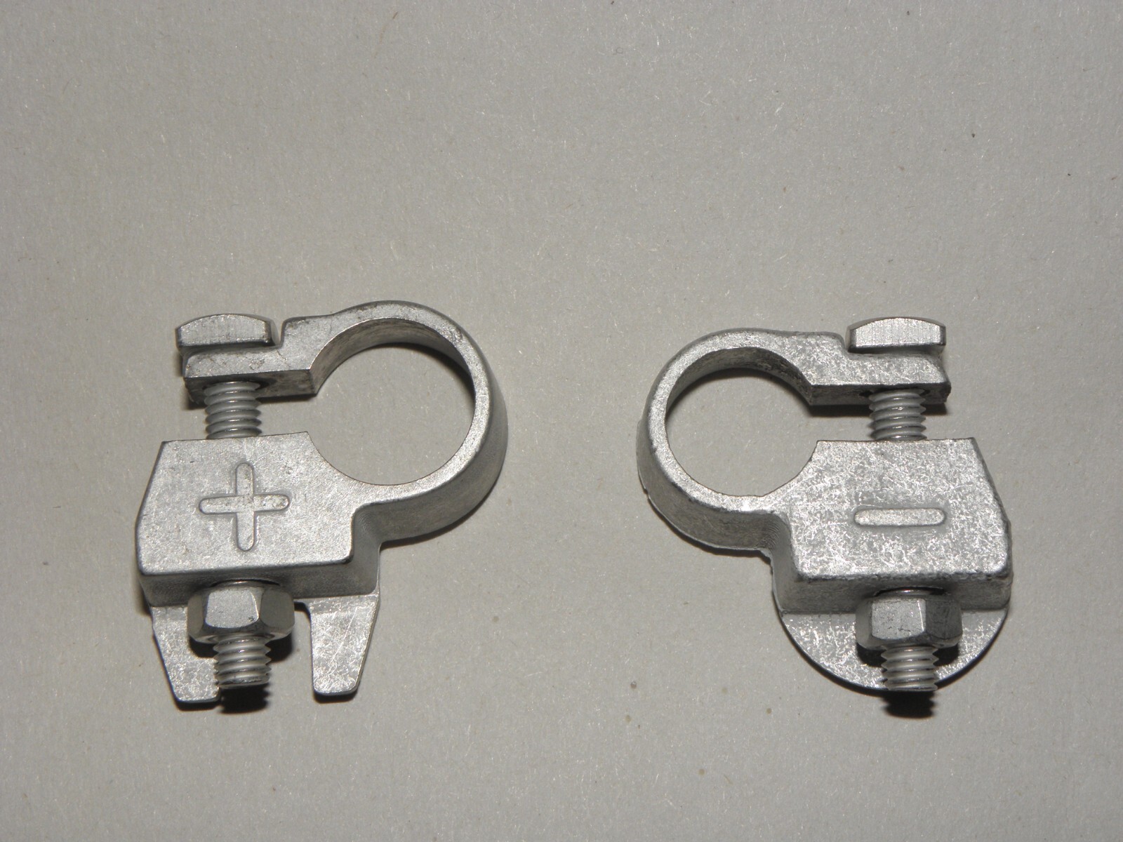Ford battery terminal converters Positive and Negative pair Durite 0-022-00