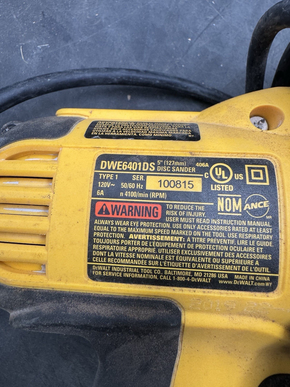 DEWALT SPINDLE SANDER DWE6401DS (P19015390)