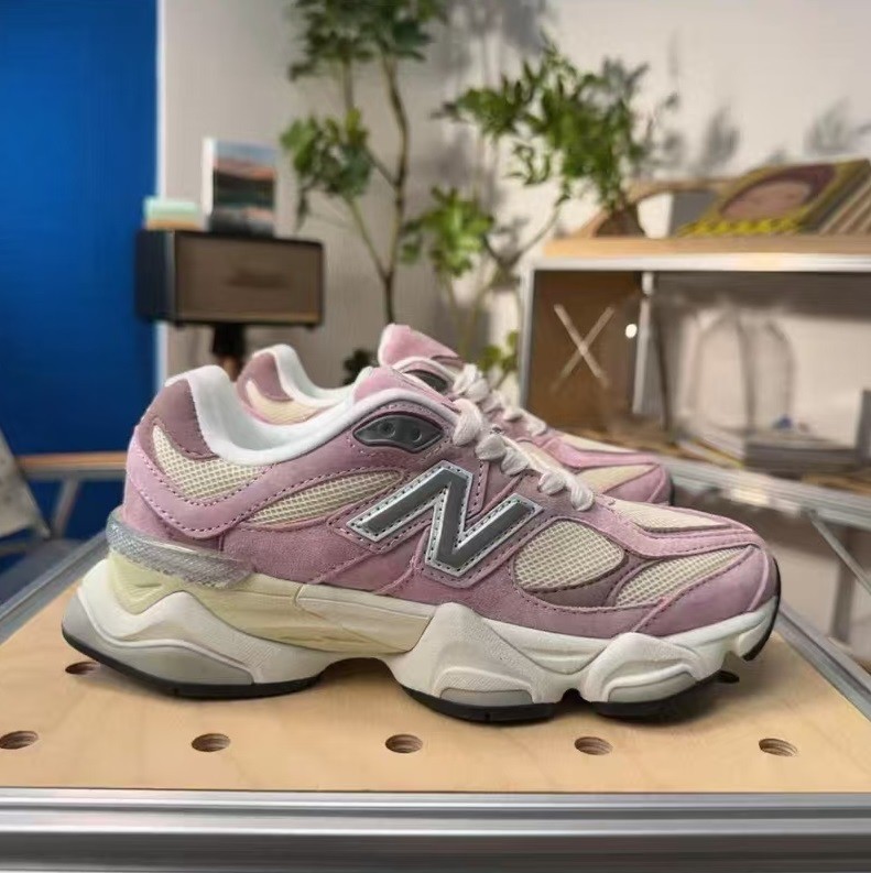 New Balance 9060 Pink White GC9060BE Women's Size 4.5 No Box