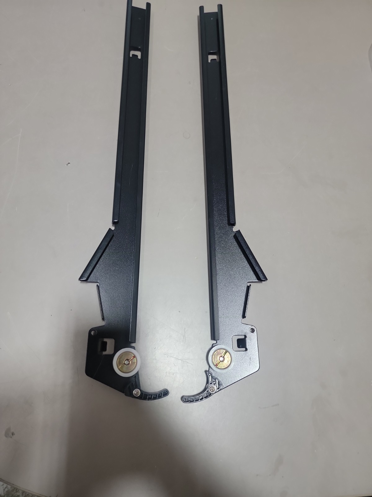 TCN Vending Machine Rails To Hold Shelf