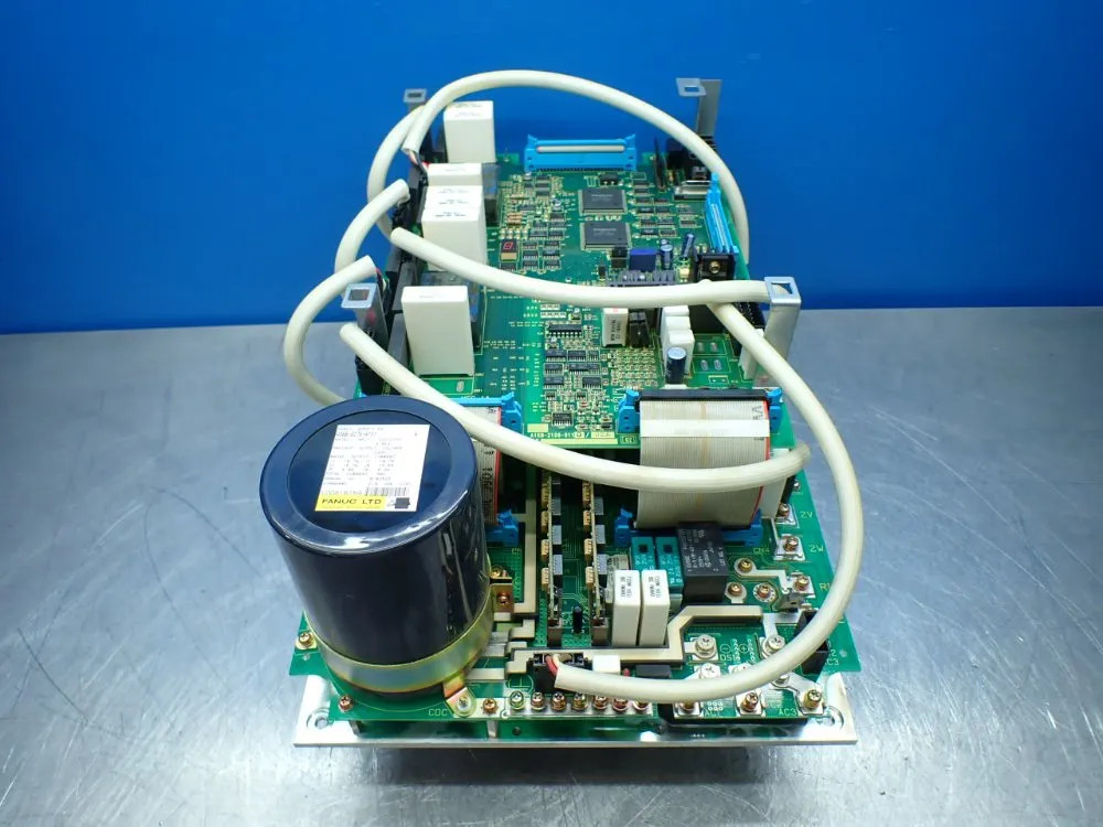 FANUC A06B-6076-H701 SERVO AMPLIFIER DRIVE  08251470245