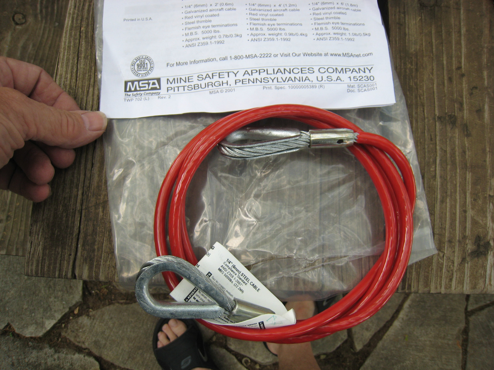 MSA CABLE  CONNECTING SLING 6 FT X 1/4 IN COATED SFP3267506 5.000LB Flemish EYES