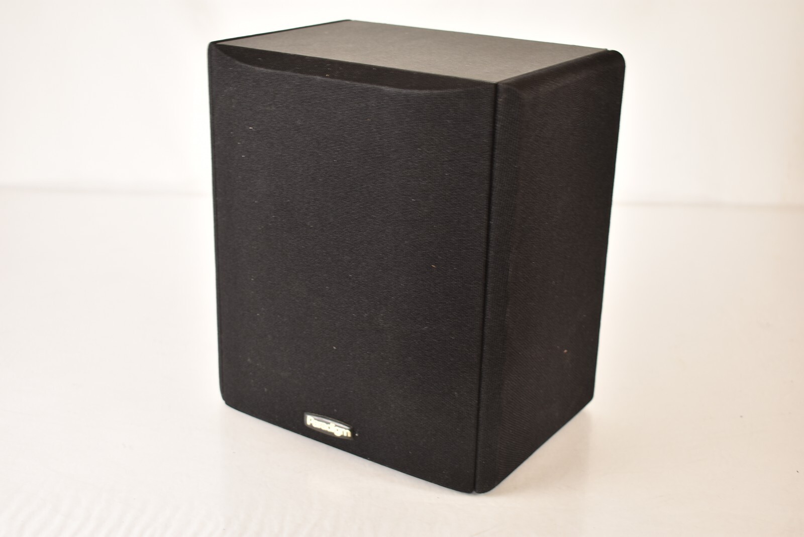 Single Paradigm ADP-70 v2 Dipole Surround Sound Speaker