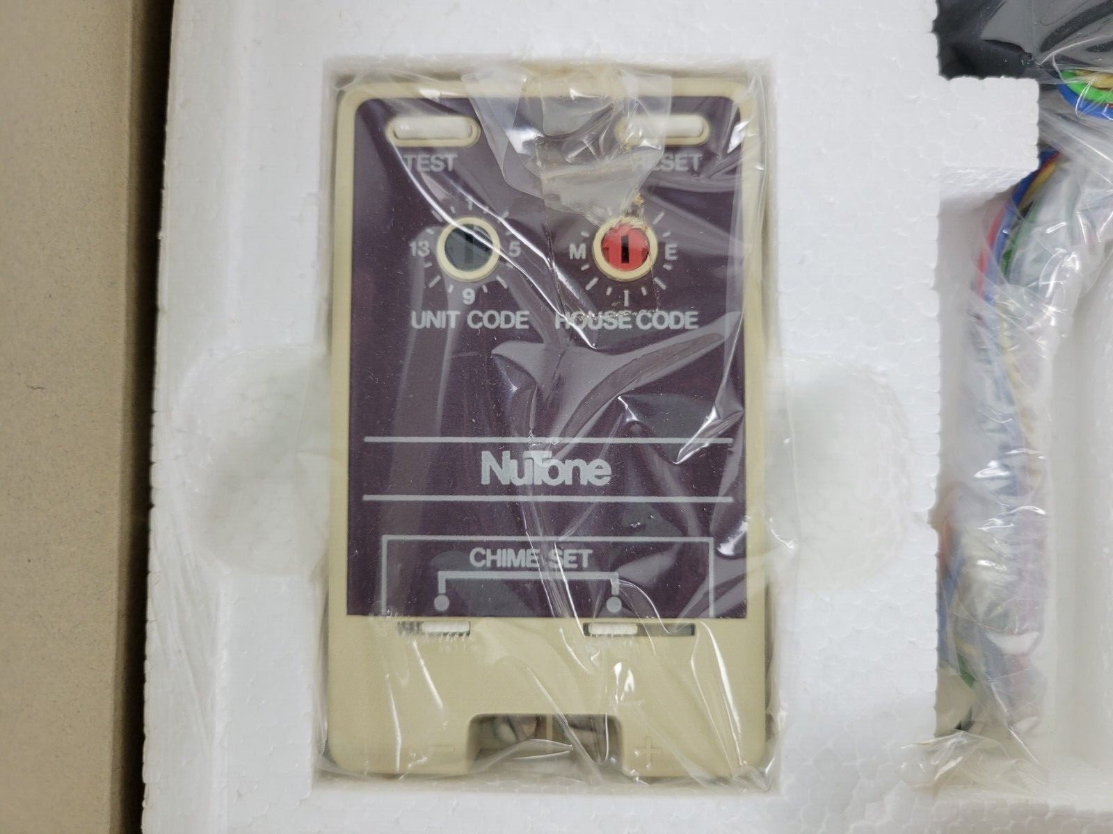 NOS NuTone Visual Door Chime LA-195