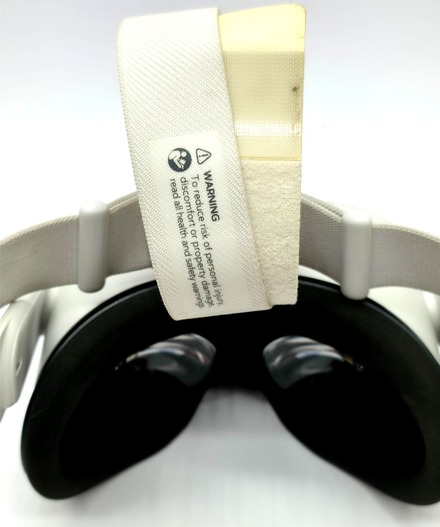 Meta Oculus Quest 2 128GB - **Headset Only**S2