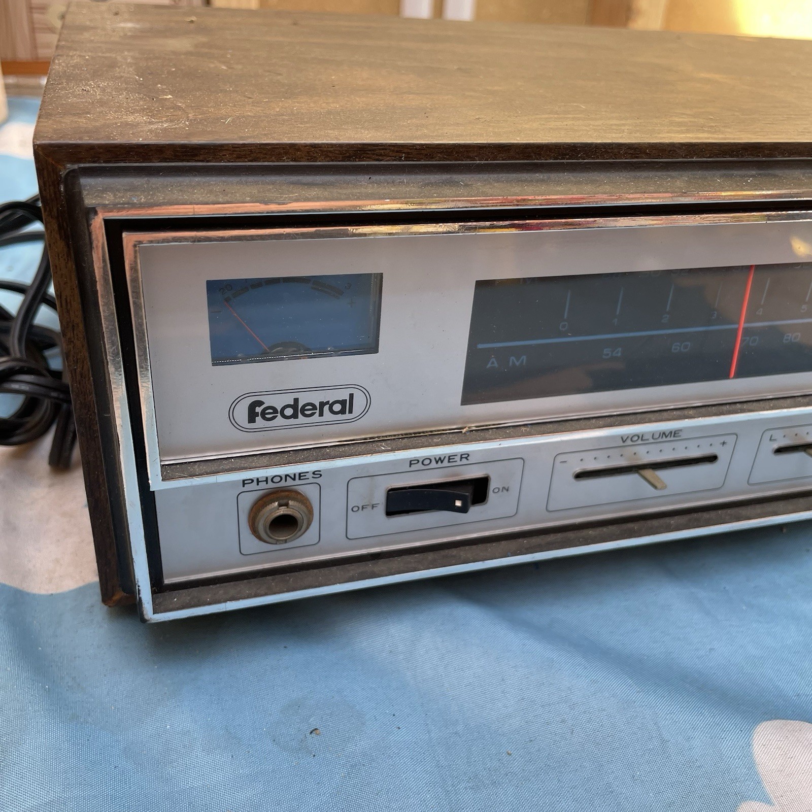 VINTAGE FEDERAL AM FM SOLID STATE STEREO RECEIVER MODEL DS-400