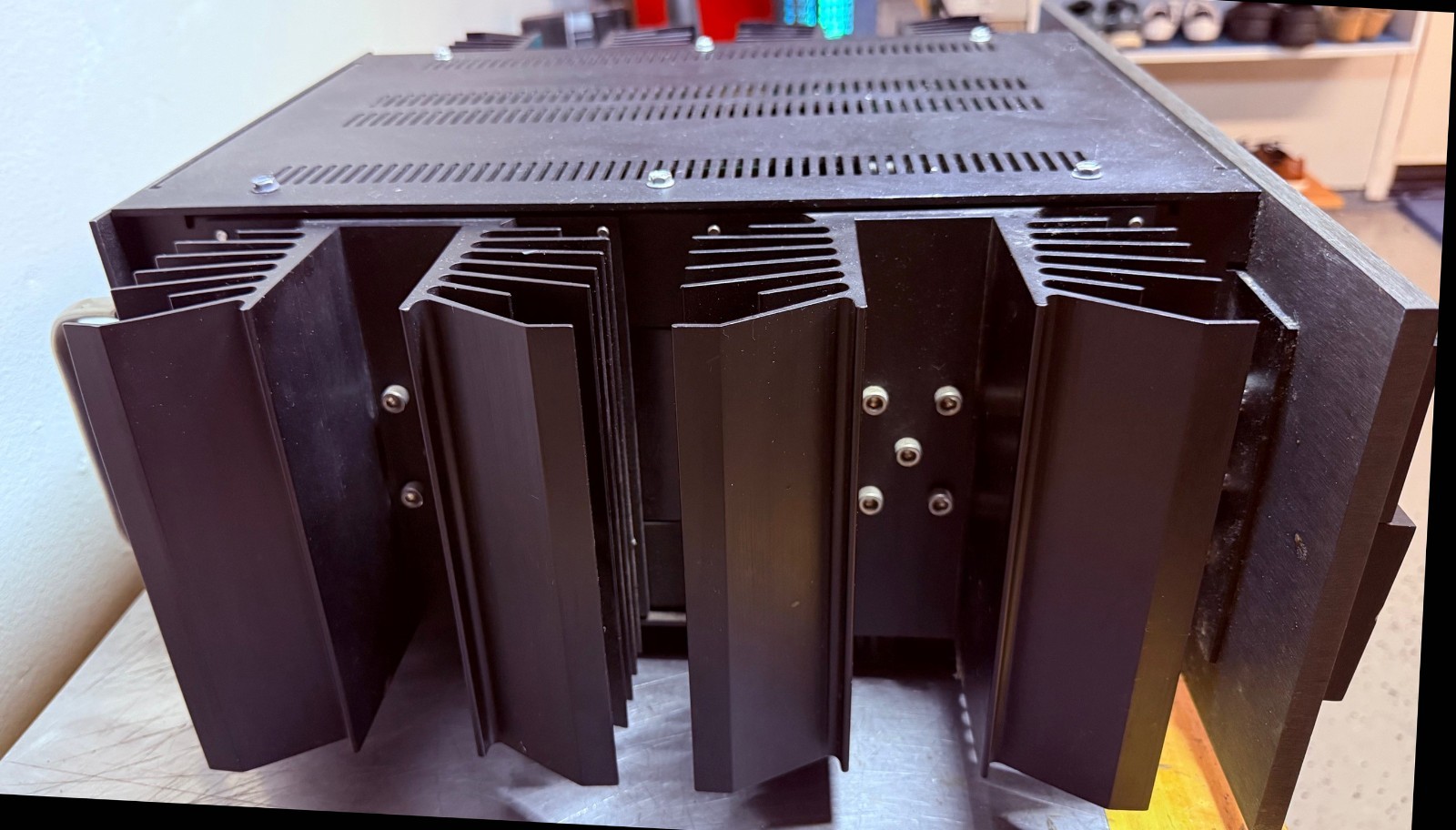 KRELL KSA 150 Stereo Amplifier - Class A Power! Look!