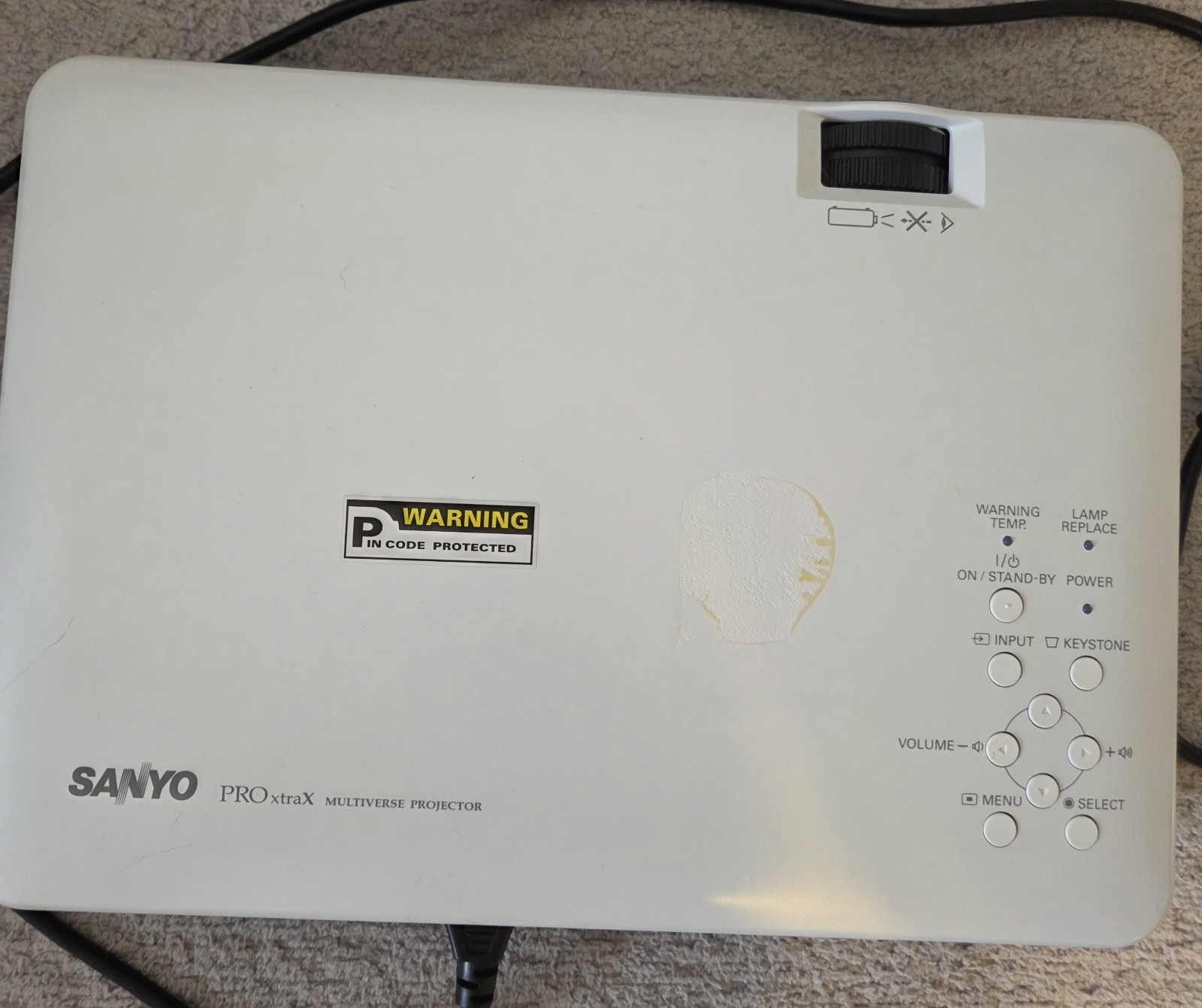 Sanyo xtraX Multiverse Pojector Model PLC-XU75 TESTED WORKS