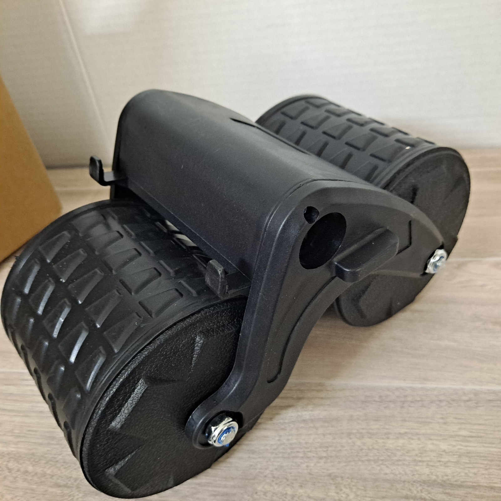 Uota Ab Roller Wheel with Elbow Support Automatic Rebound Abdominal Wheel