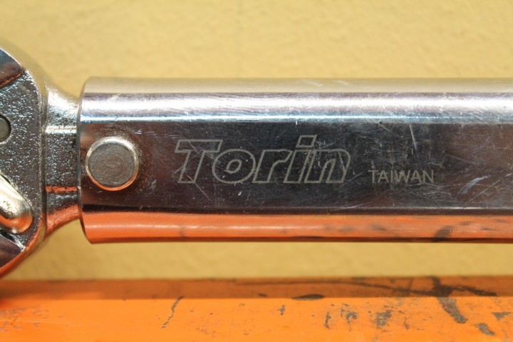 1/2 Inch Click Type Ratcheting Torque Wrench-Reversible Used