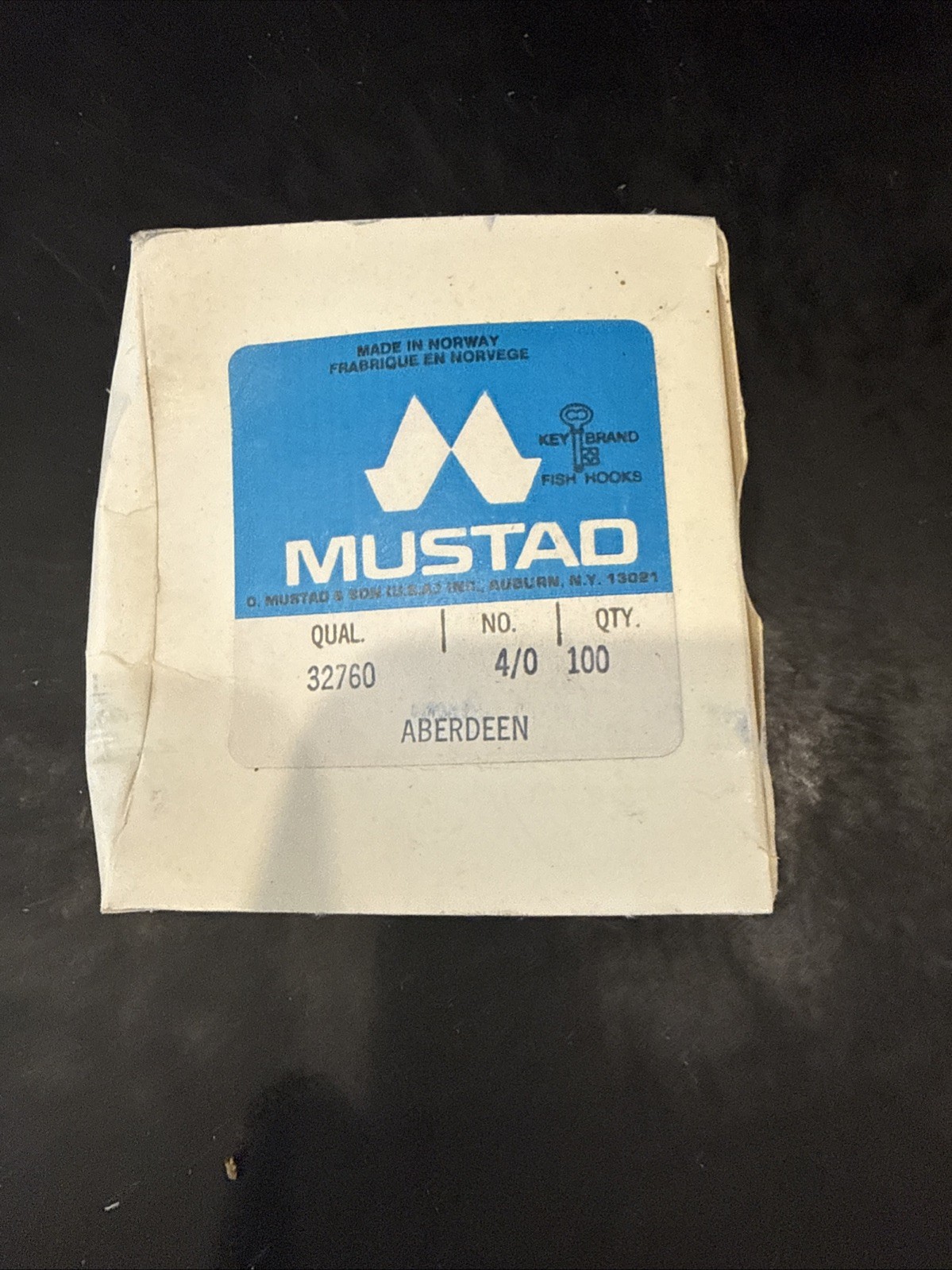 Mustad Ref 32760 4/0 90 Degree Hook 100 Per Box